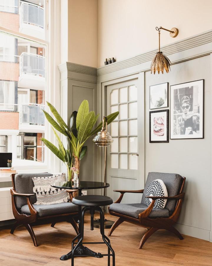 Finch Boutique Hotel, Downtown เดเวนเตอร์ ภายนอก รูปภาพ