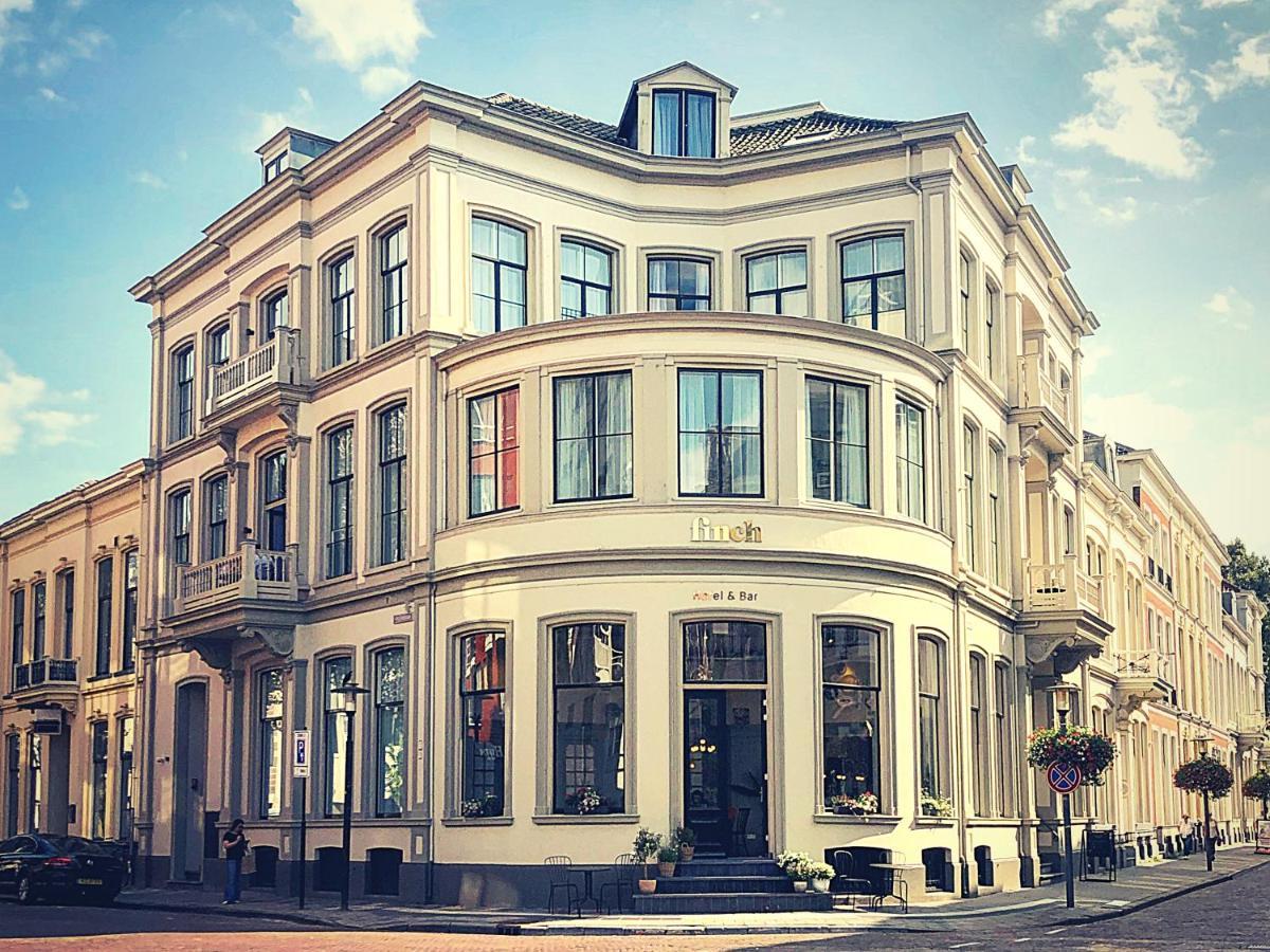 Finch Boutique Hotel, Downtown เดเวนเตอร์ ภายนอก รูปภาพ