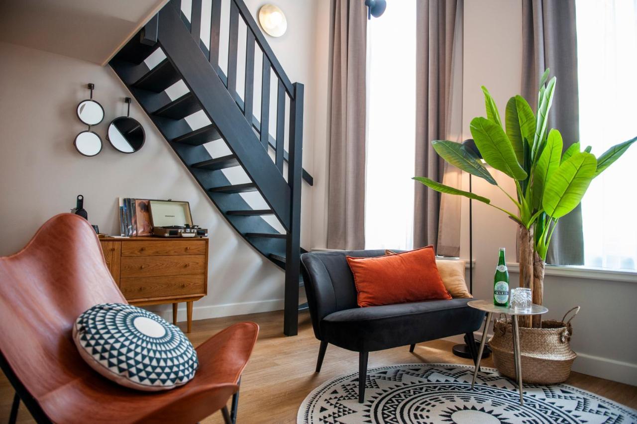 Finch Boutique Hotel, Downtown เดเวนเตอร์ ภายนอก รูปภาพ