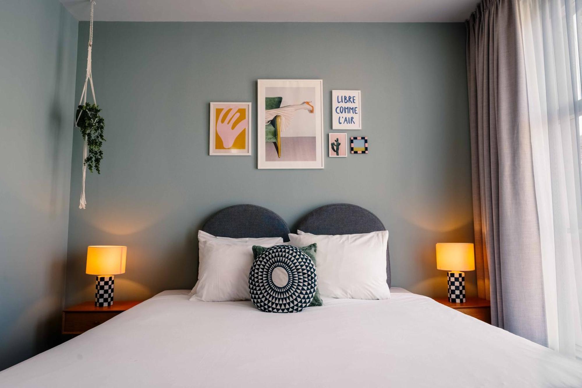 Finch Boutique Hotel, Downtown เดเวนเตอร์ ภายนอก รูปภาพ