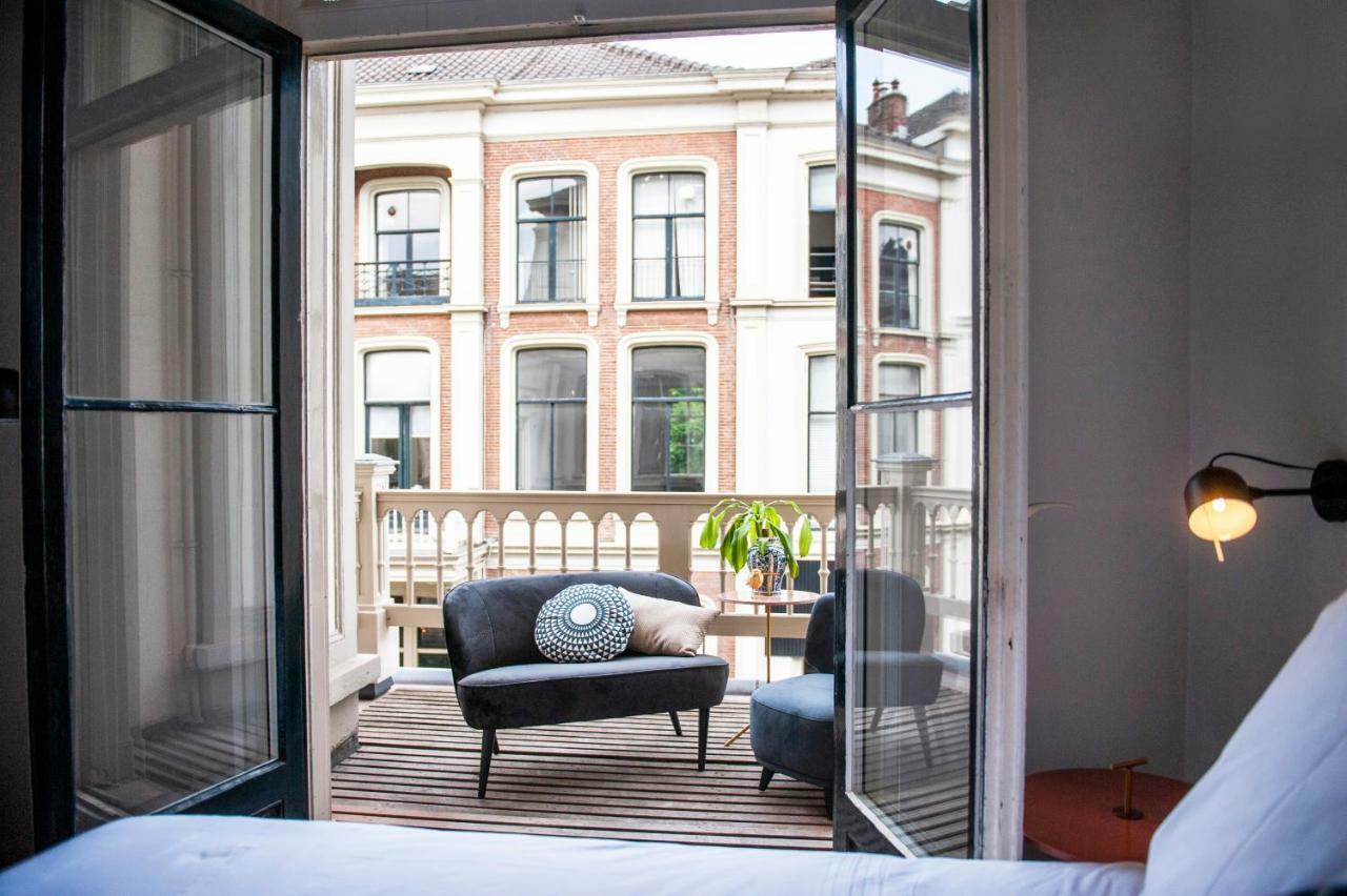 Finch Boutique Hotel, Downtown เดเวนเตอร์ ภายนอก รูปภาพ