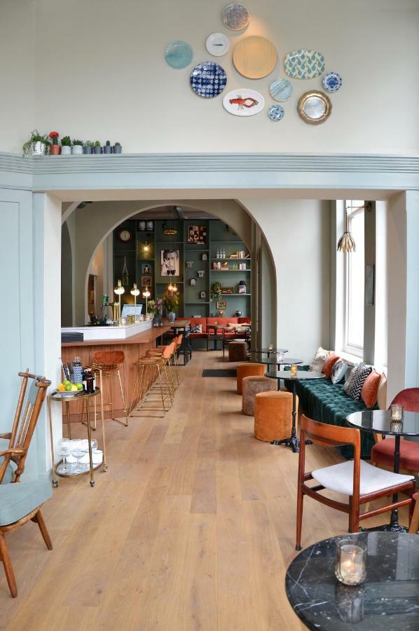 Finch Boutique Hotel, Downtown เดเวนเตอร์ ภายนอก รูปภาพ
